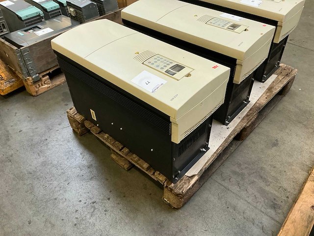 Abb acs600 frequentieregelaar - afbeelding 4 van  9