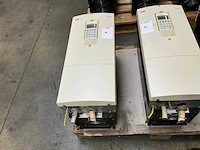 Abb acs600 frequentieregelaar - afbeelding 1 van  8