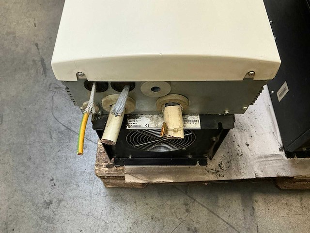 Abb acs600 frequentieregelaar - afbeelding 6 van  8