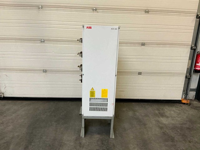 Abb acs600 frequentieregelaar - afbeelding 1 van  6
