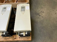 Abb acs600 frequentieregelaar - afbeelding 1 van  6