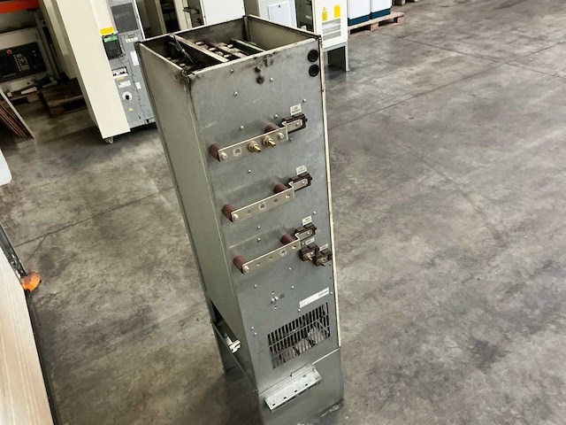 Abb acs600 frequentieregelaar - afbeelding 4 van  6