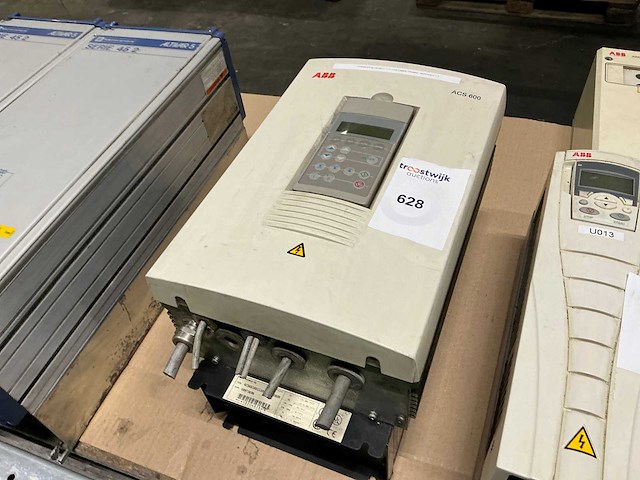 Abb acs600 frequentieregelaar - afbeelding 1 van  5