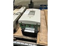 Abb acs600 frequentieregelaar - afbeelding 3 van  5