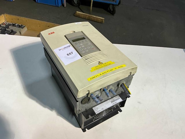 Abb acs600 frequentieregelaar - afbeelding 1 van  4