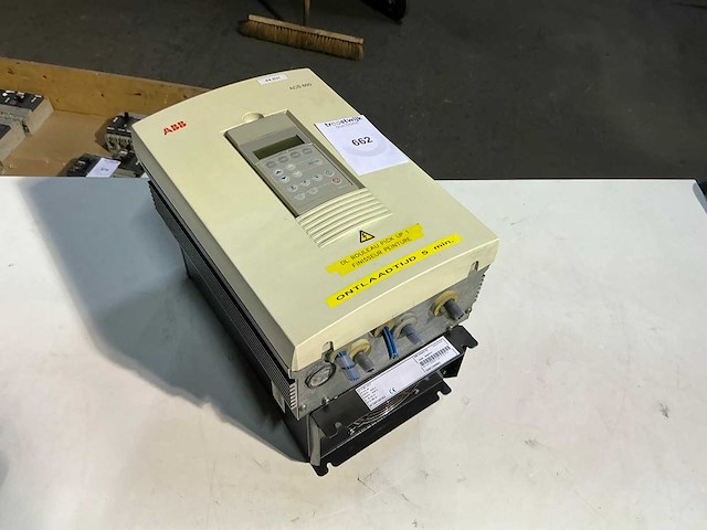 Abb acs600 frequentieregelaar - afbeelding 1 van  3