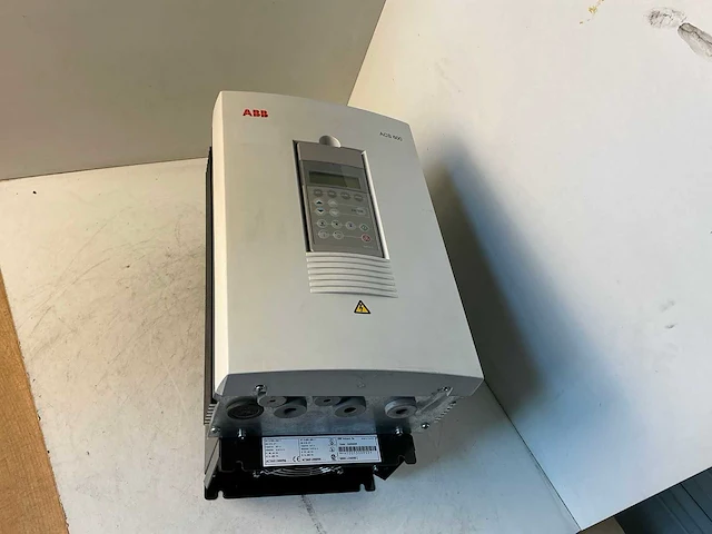 Abb acs60100096 frequentieregelaar - afbeelding 2 van  5