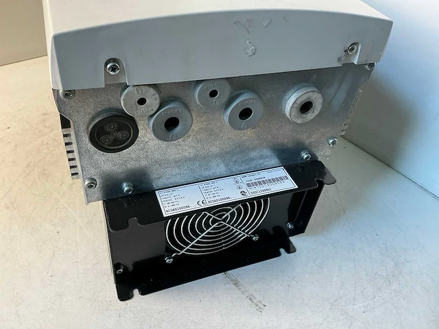 Abb acs60100096 frequentieregelaar - afbeelding 3 van  5