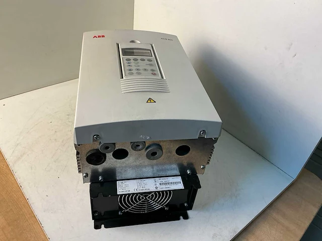 Abb acs60100166 frequentieregelaar - afbeelding 2 van  7
