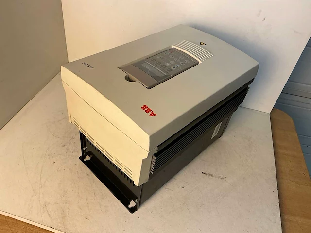 Abb acs60100205 frequentieregelaar - afbeelding 4 van  4