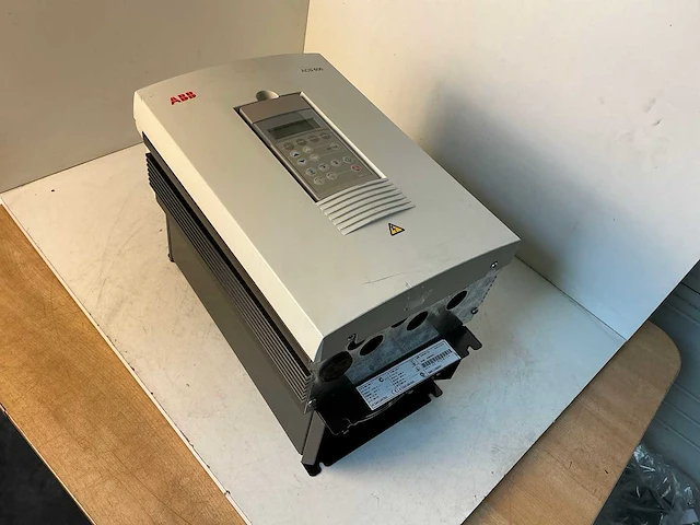 Abb acs60100205 frequentieregelaar - afbeelding 2 van  5