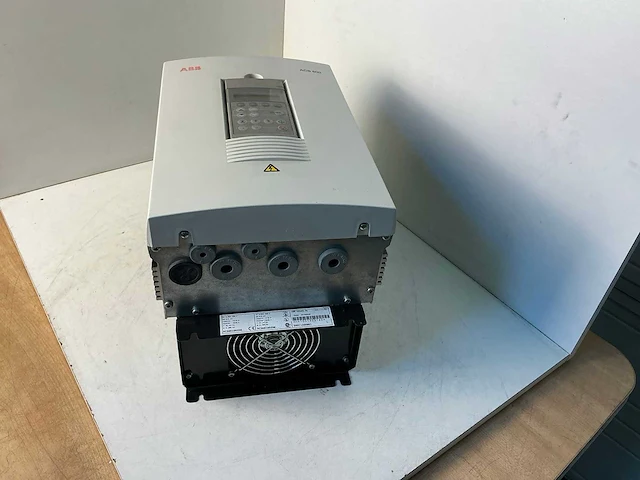 Abb acs60100206 frequentieregelaar - afbeelding 2 van  8