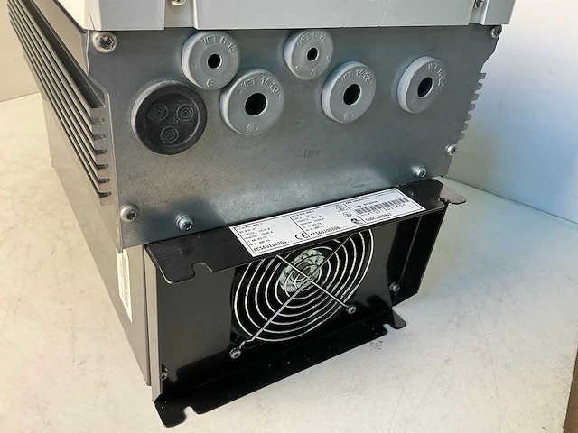 Abb acs60100206 frequentieregelaar - afbeelding 5 van  8