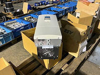 Abb acs60100303 frequentieregelaar - afbeelding 2 van  13