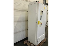 Abb acs607-0140-3 frequentieregelaar met schakelkast - afbeelding 9 van  10