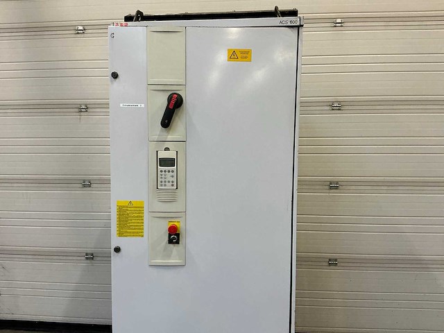 Abb acs607-0140-3 frequentieregelaar met schakelkast - afbeelding 3 van  10