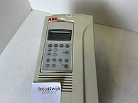 Abb acs800-01-0004-3 frequentieregelaar - afbeelding 3 van  5