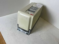 Abb acs800-01-0004-3+e200 frequentieregelaar - afbeelding 4 van  5