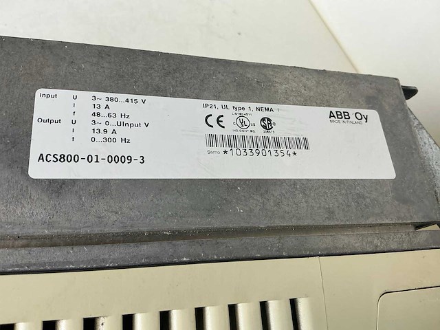 Abb acs800-01-0009-3 frequentieregelaar - afbeelding 7 van  7