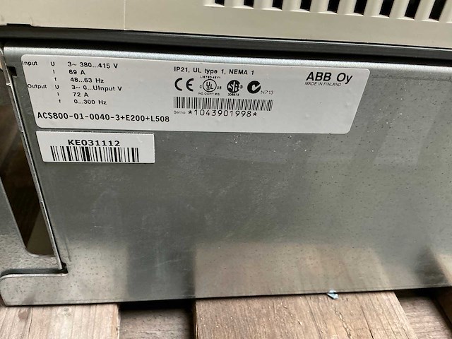 Abb acs800-01-0040-3+e200+l508 frequentieregelaar - afbeelding 6 van  7