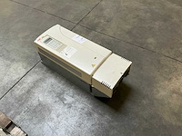 Abb acs800-01-0040-3+e200+l508 frequentieregelaar - afbeelding 3 van  8