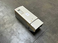 Abb acs800-01-0040-3+e200+l508 frequentieregelaar - afbeelding 1 van  6