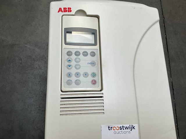 Abb acs800-01-0040-3+e200+l508 frequentieregelaar - afbeelding 4 van  6