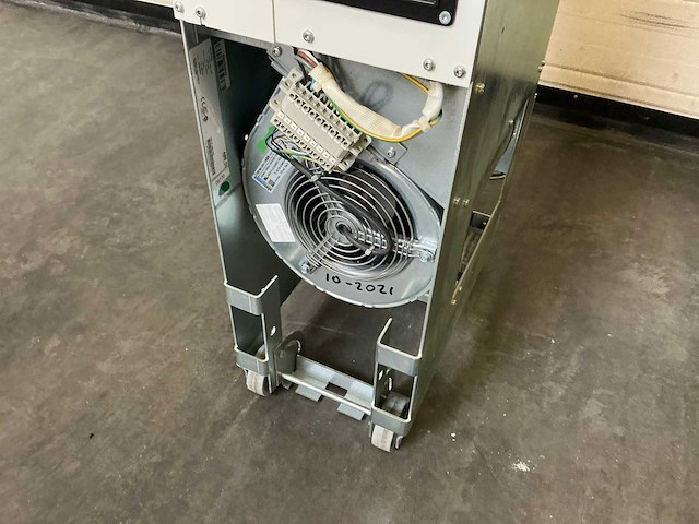 Abb acs800 frequentieregelaar - afbeelding 10 van  10