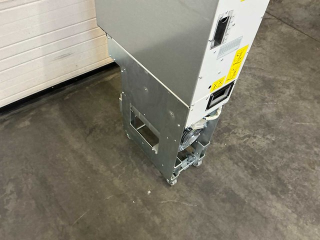 Abb acs800 frequentieregelaar - afbeelding 5 van  14