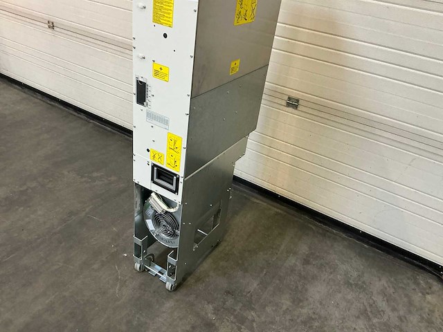 Abb acs800 frequentieregelaar - afbeelding 9 van  14