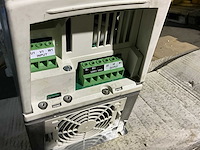 Abb acs800 frequentieregelaar - afbeelding 4 van  6