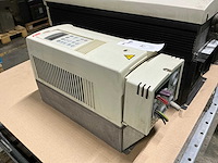 Abb acs800 frequentieregelaar - afbeelding 3 van  4