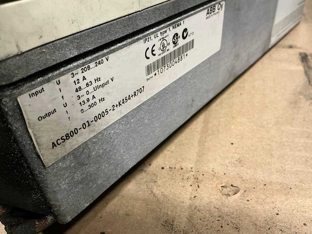 Abb acs800 frequentieregelaar - afbeelding 4 van  4