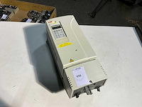 Abb acs800 frequentieregelaar - afbeelding 1 van  5