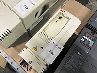 Abb acs800 frequentieregelaar - afbeelding 2 van  3
