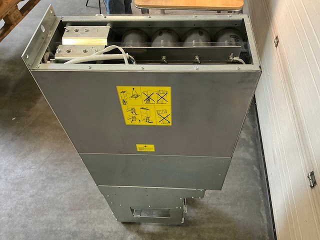 Abb acs800 frequentieregelaar - afbeelding 7 van  11