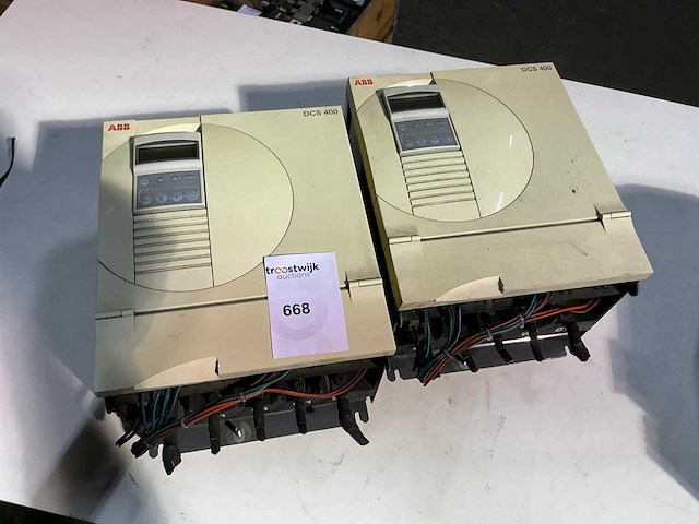 Abb dcs400 frequentieregelaar (2x) - afbeelding 1 van  3
