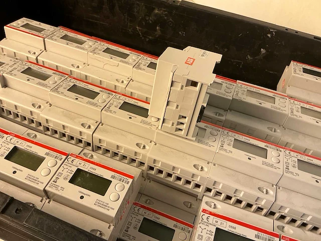 Abb ev3 012-100 driefasige kwh-meter (50x) - afbeelding 6 van  6