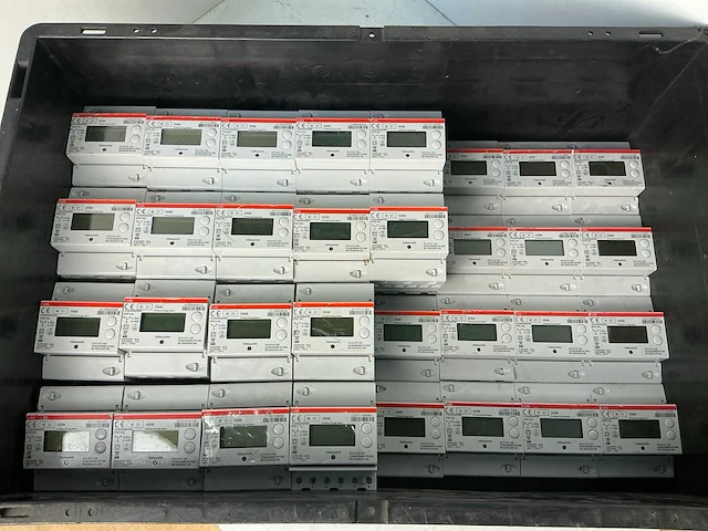 Abb ev3 012-100 driefasige kwh-meter (50x) - afbeelding 1 van  8
