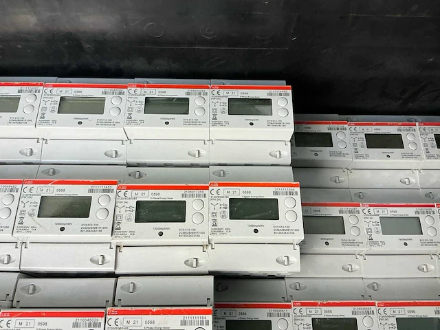 Abb ev3 012-100 driefasige kwh-meter (50x) - afbeelding 2 van  8