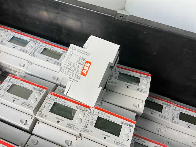 Abb ev3 012-100 driefasige kwh-meter (50x) - afbeelding 5 van  8