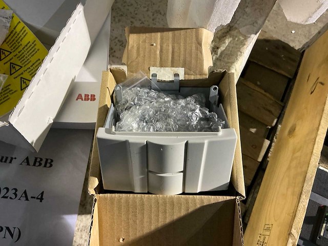 Abb frequentieregelaar - afbeelding 5 van  7