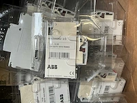 Abb hulpcontacten (180x) - afbeelding 2 van  9