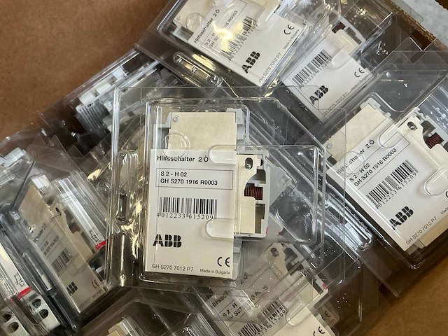 Abb hulpschakelaar (420x) - afbeelding 11 van  11