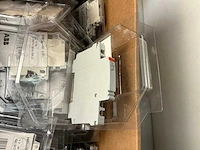 Abb s2-h02 hulpcontacten (180x) - afbeelding 2 van  7