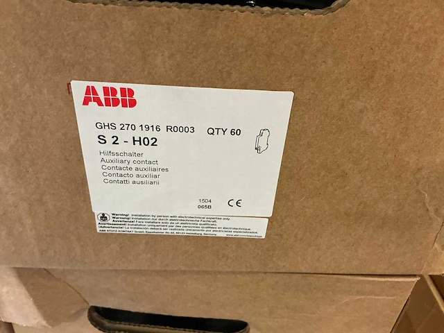 Abb s2-h02 hulpcontacten (180x) - afbeelding 5 van  7