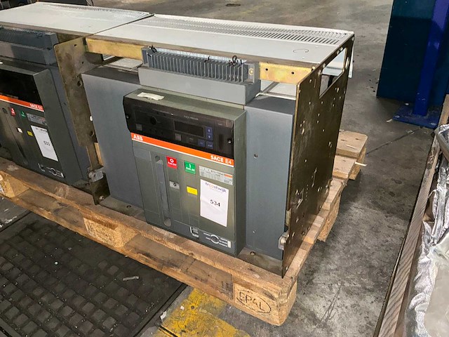 Abb sace e4h 40 stroomonderbreker - afbeelding 2 van  3