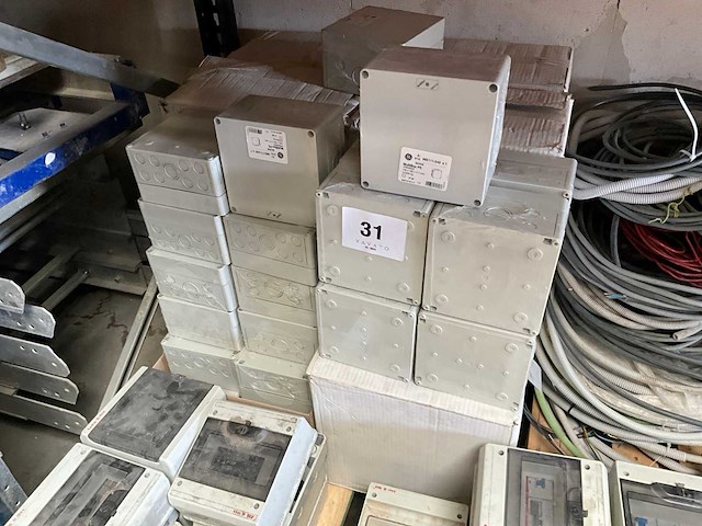 Abb zekeringskast (90x) - afbeelding 2 van  6