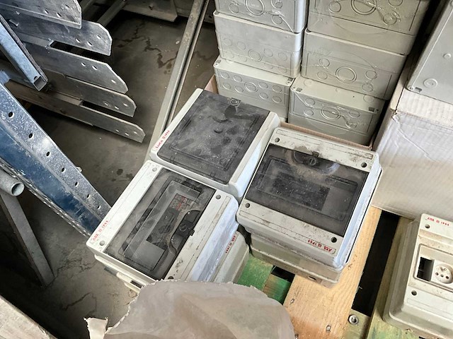 Abb zekeringskast (90x) - afbeelding 4 van  6