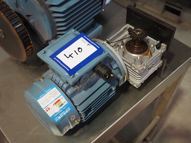 Abb - afbeelding 2 van  5